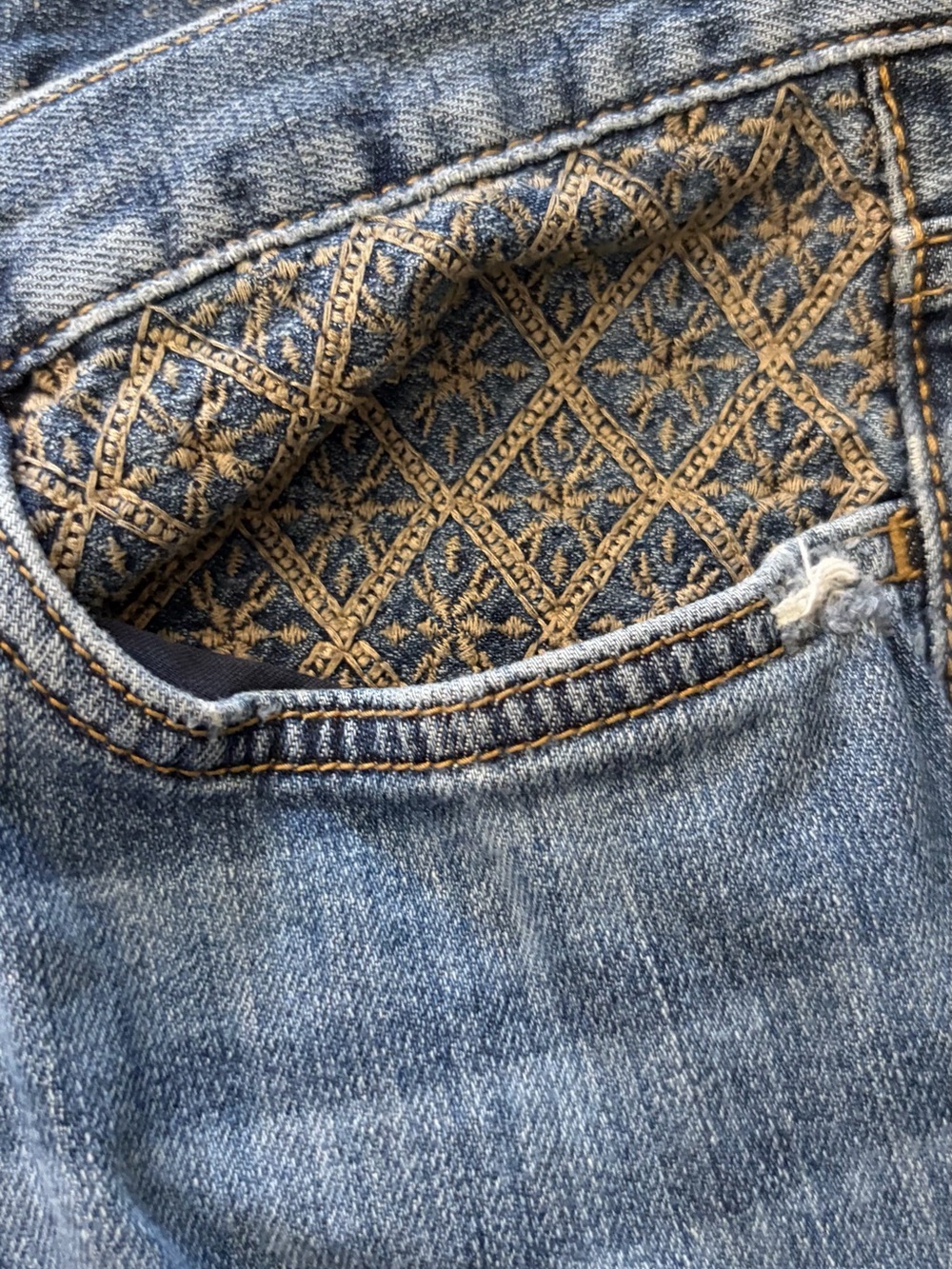 Eddie Bauer Slim Straight Blue Denim Jeans - Picture 9 of 13